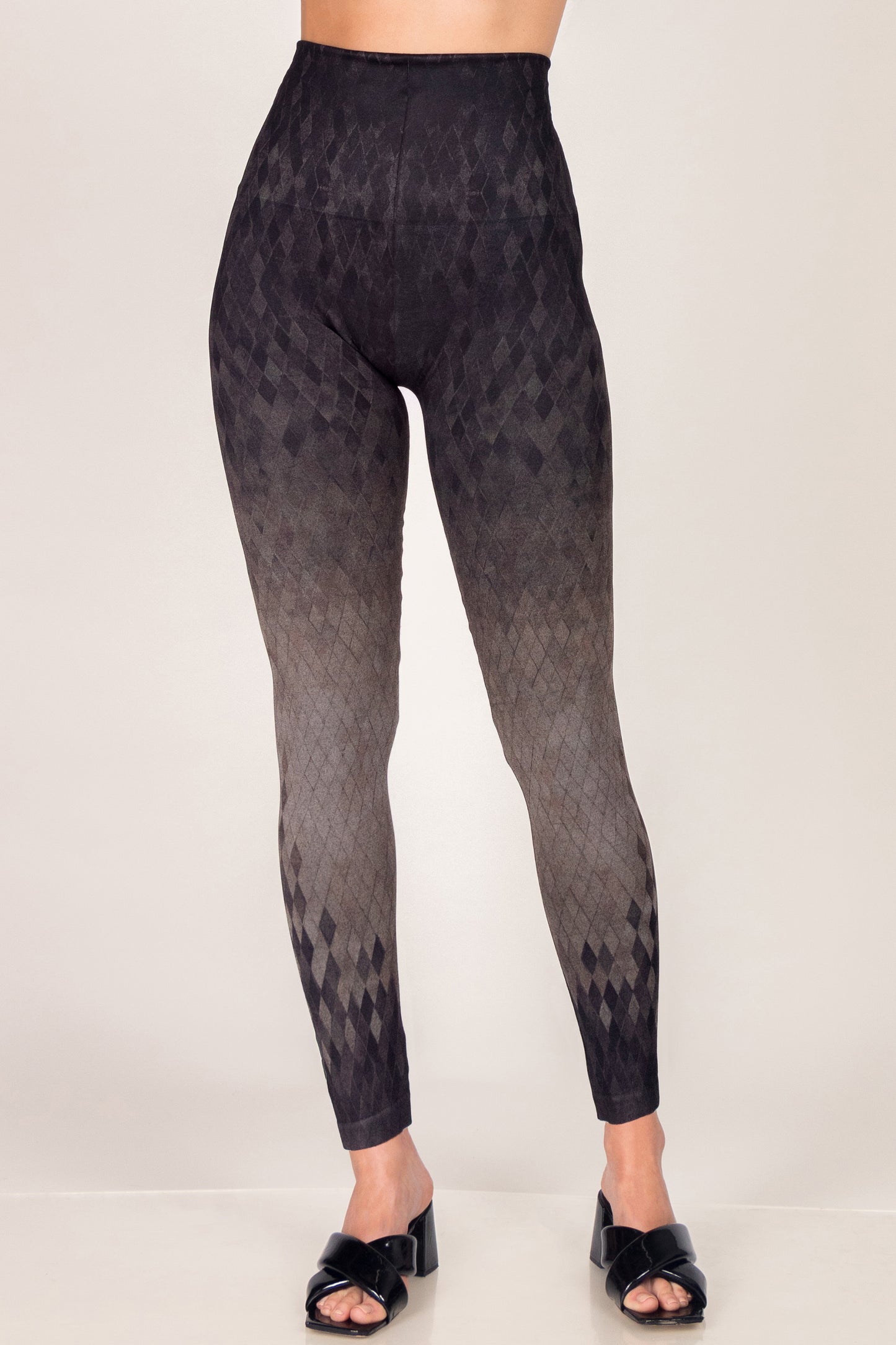 Woodland Grey Diamond Tile Printed Leggings