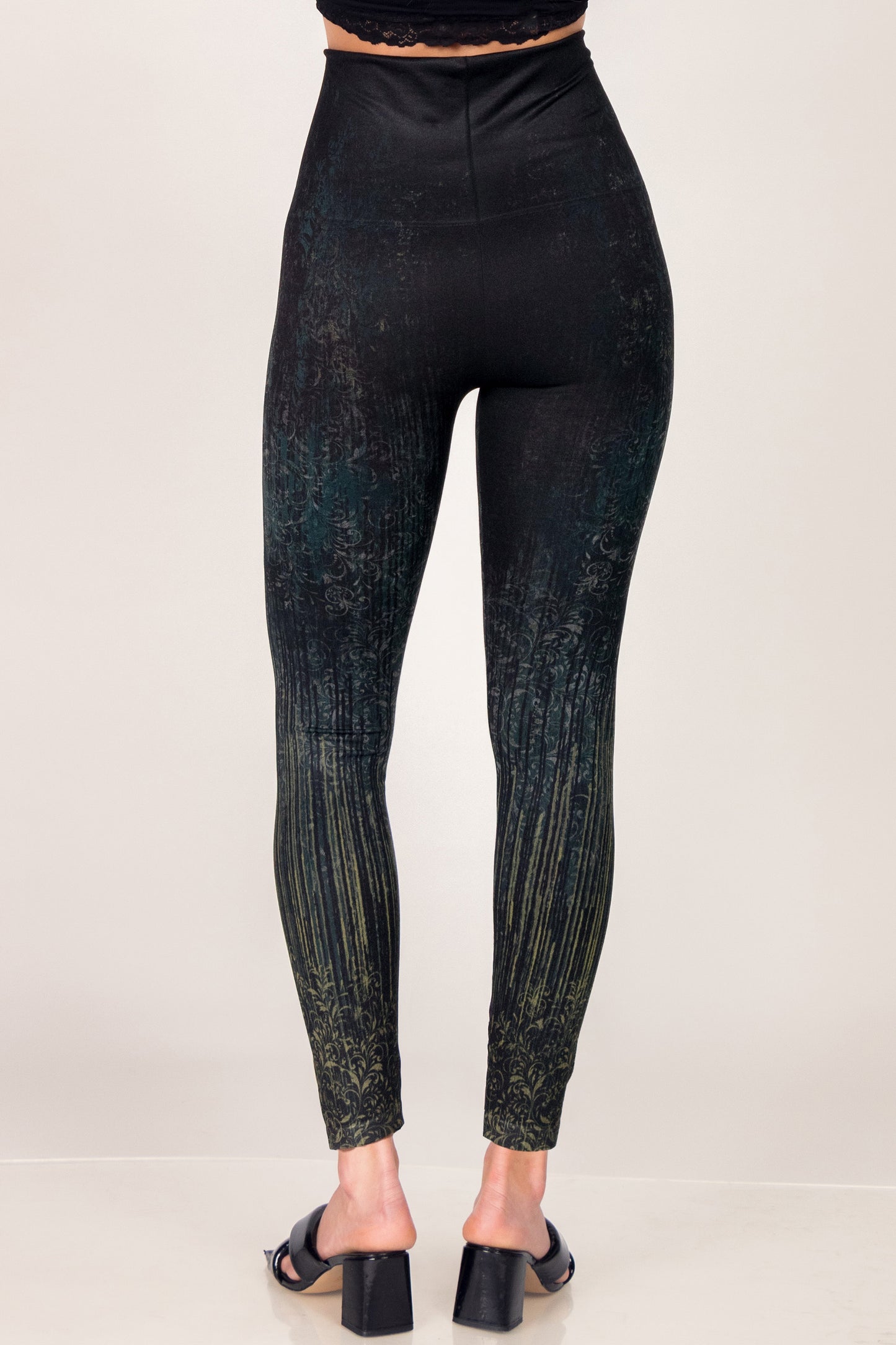 Iron Moss Damask Printed Leggings