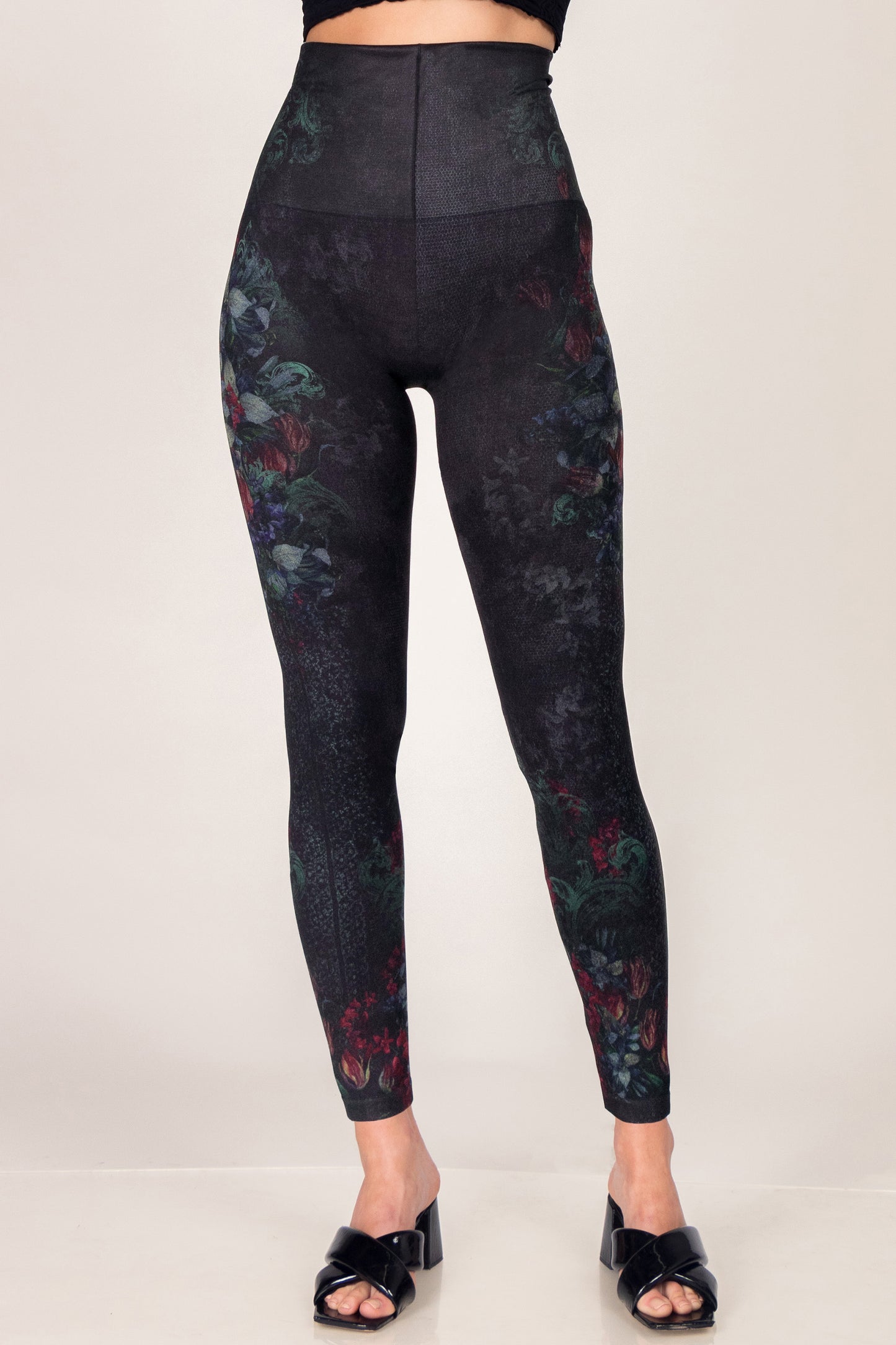 Scarlet Mystery Floral Printed Leggings