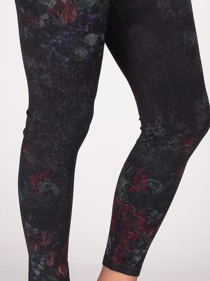 Scarlet Mystery Floral Printed Leggings