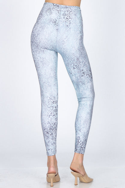 Serene Vintage Damask Leggings