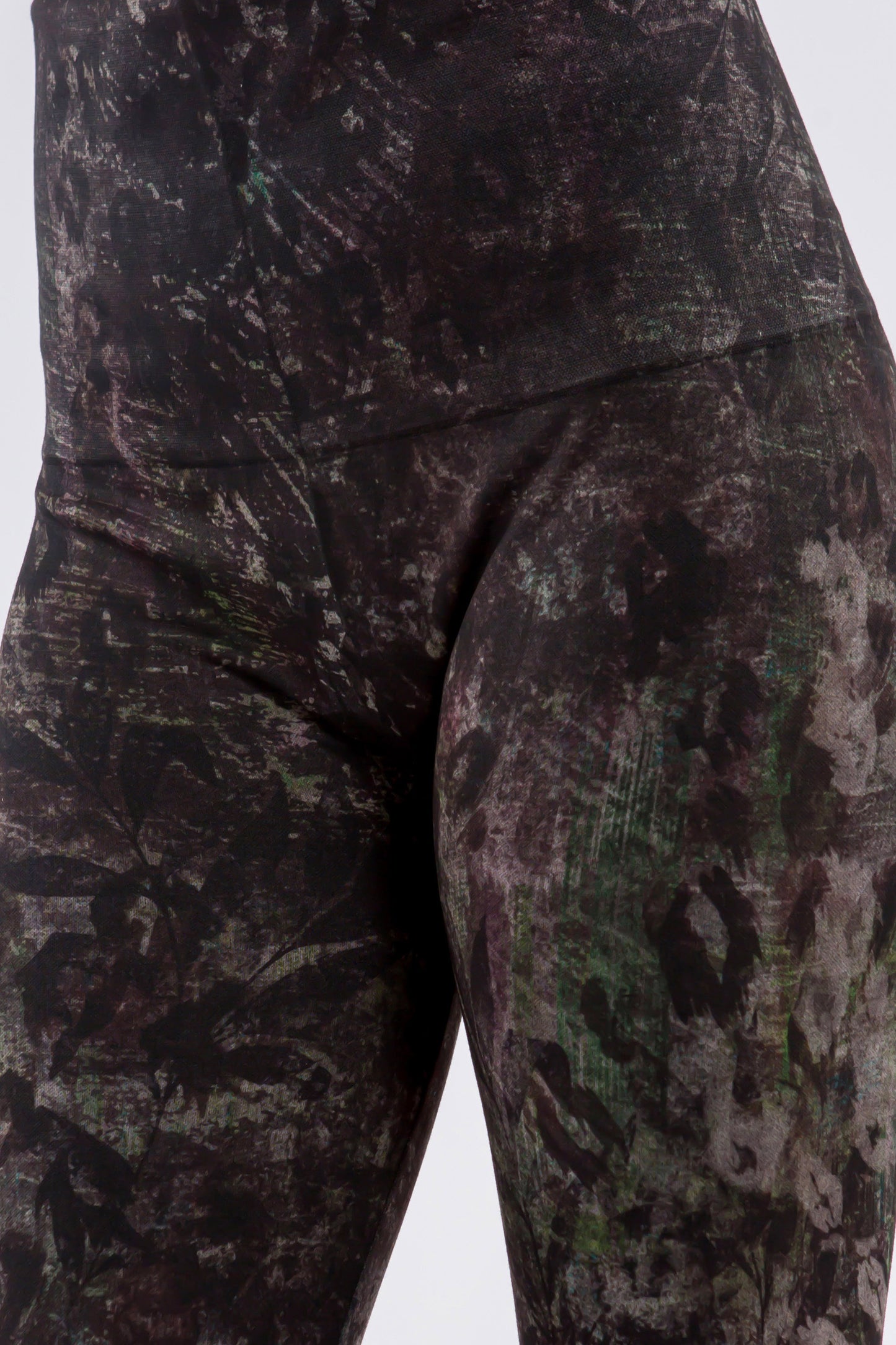 Dark Jungle Leopard Imprint Leggings