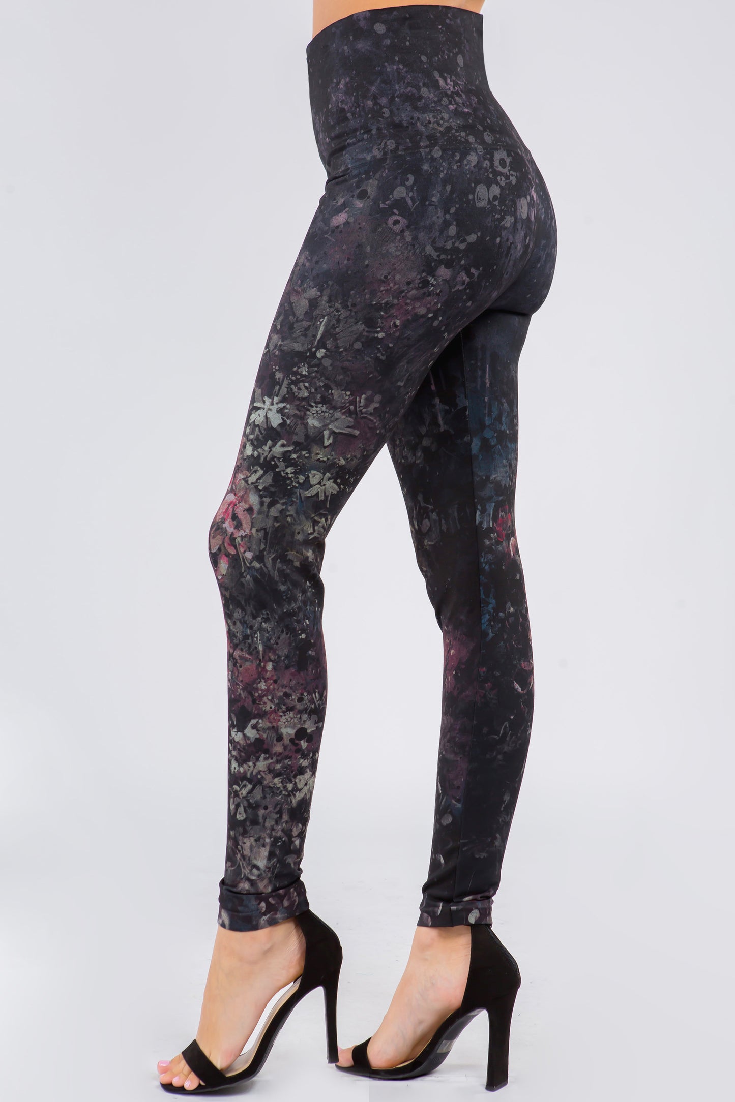 Artistic Jasmine Floral Cascade Printed Leggings