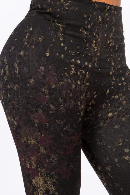 Glimmer Blossoms Printed Leggings in Pinot