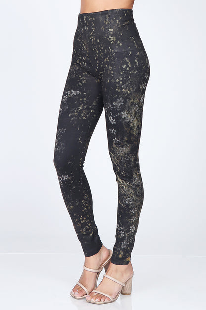 Glimmer Blossoms Leggings Print in Sugar